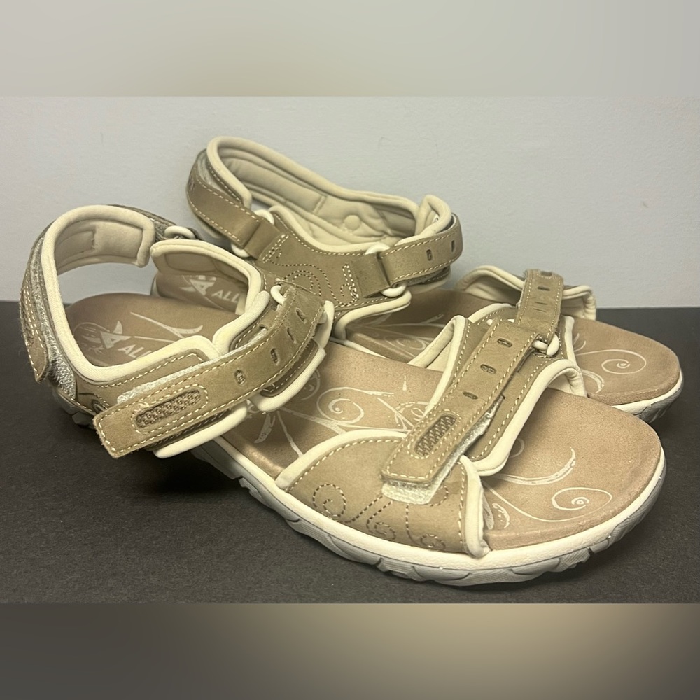 All Rounder - Beige Sandals,‎ Womens Size:10, Pre- Owned
